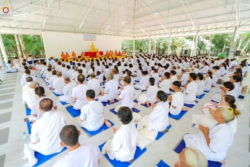 ภาพ No.247850:วันที่ 19-21 กันยายน พ.ศ. 2568 โครงการอบรมอุบาสิกาแก้ว รุ่นที่ 2 ณ ศูนย์ปฏิบัติธรรมจังหวัดบุรีรัมย์