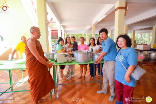 ภาพ No.93767:กิจกรรมสามเณร ศูนย์ปฏิบัติธรรมสวนผึ้ง จ.ราชบุรี ในโครงการบรรพชาสามเณรฟื้นฟูพระพุทธศาสนาทั่วไทย