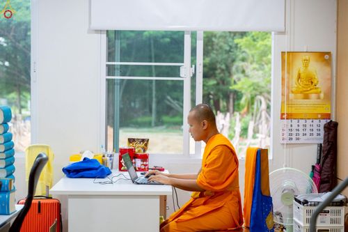 ภาพ No.245156:วันเสาร์ที่ 13 กันยายน พ.ศ. 2568 พิธีถวายสังฆทานแด่คณะสงฆ์ 323 วัด ปีที่ 21 ครั้งที่ 181 พิธีมอบกองทุนหนุนแรงใจช่วยครูใต้ ปีที่ 18 ครั้งทึ่ 144 และพิธีทำบุญอุทิศส่วนกุศลให้ผู้วายชนม์ ณ ศูนย์ปฏิบัติธรรมภาคใต้ จ.สงขลา