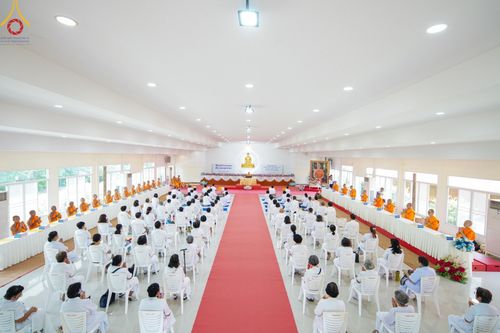 ภาพ No.149568:พิธีทอดผ้าป่ามหามงคล เพื่องานพระพุทธศาสนา , พิธีเจริญพระพุทธมนต์ และพิธีถวายสังฆทานแด่คณะสงฆ์ เนื่องในวันธรรมชัย 56 พรรษา น้อมบูชาธรรมหลวงพ่อธัมมชโย ณ ธรรมอุทยานบ้านแป้ง จ.สิงห์บุรี วันเสาร์ที่ 24 สิงหาคม พ.ศ. 2567