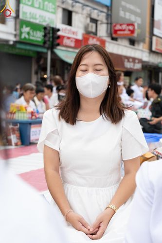 ภาพ No.126320:พิธีทำบุญเมืองนครราชสีมา ฉลอง 556 ปี ตักบาตรพระ 10,000 รูป ในวันเสาร์ที่ 2 มีนาคม พ.ศ.2567 ณ อนุสาวรีย์ท้าวสุรนารี จ.นครราชสีมา จัดโดย คณะสงฆ์จังหวัดนครราชสีมา ร่วมกับสำนักงานจังหวัดนครราชสีมา