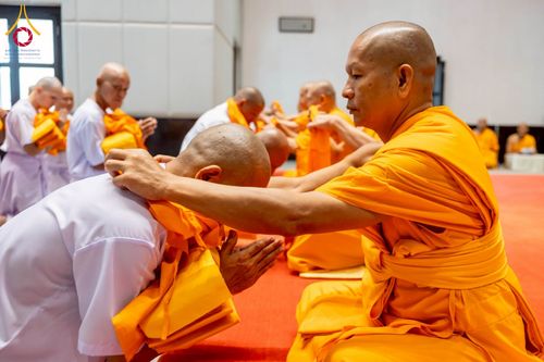 ภาพ No.277714:วันเสาร์ที่ 6 ธันวาคม พ.ศ. 2568 พิธีบรรพชาอุปสมบทและพิธีถวายบาตร โครงการอุปสมบทบูชาธรรมมหาปูชนียาจารย์ ประจำปี พ.ศ.2568 โครงการบวชพระนานาชาติ AEC และ WAB รุ่น CEO (นักบริหาร) รุ่นที่ 5 ณ มหาธรรมกายเจดีย์ วัดพระธรรมกาย