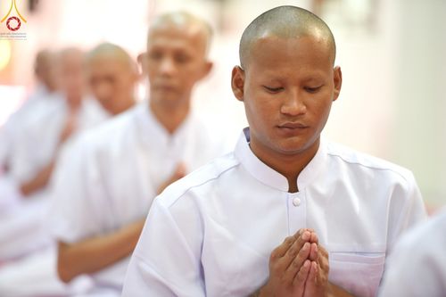 ภาพ No.184622:โครงการบรรพชาอุปสมบทหมู่ บูชาธรรมมหาปูชนียาจารย์ ณ วัดพระพุทธบาท ราชวรมหาวิหาร ต.ขุนโขลน อ.พระพุทธบาท จ.สระบุรี  วันที่ 8 ธันวาคม พ.ศ. 2567