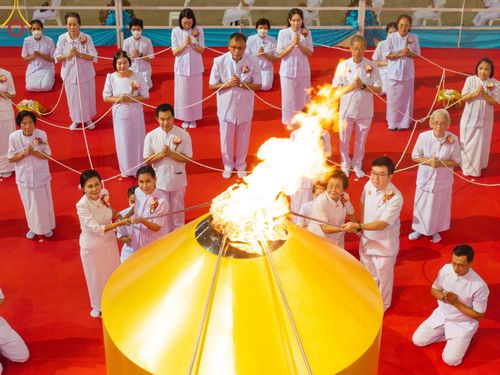 ภาพ No.149131:พิธีจุดเทียนใจ ไฟนิรันดร์ อนันตชัย วันอาทิตย์ที่ 18 สิงหาคม พ.ศ. 2567 วัดพระธรรมกาย จ. ปทุมธานี