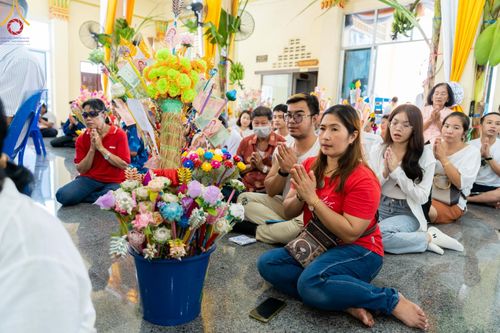 ภาพ No.165331:พิธีทอดกฐิน ณ วัดตระพัง ต.เชียงรากใหญ่  อ.สามโคก จ.ปทุมธานี ในโครงการกฐินสามัคคีทั่วไทย 30,000 วัด บูชาธรรม 80 ปี หลวงพ่อธัมมชโย โดยคณะศิษยานุศิษย์วัดพระธรรมกาย วันที่ 20 ตุลาคม พ.ศ. 2567