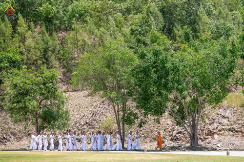 ภาพ No.340568:วันที่ 24-25 กรกฎาคม พ.ศ. 2569 โครงการพัฒนาคุณธรรม จริยธรรม สำหรับนักเรียนนายสิบตำรวจ (นสต.) รุ่นที่ 17 ศูนย์ฝึกอบรมตำรวจภูธรภาค 1 ได้จัดกิจกรรม WalkRally สวดมนต์นั่งสมาธิ และฟังธรรมจากพระอาจารย์ ณ ศูนย์ปฏิบัติธรรมเวิล์ดพีช วัลเล่ย์ (World Peace Valley) 
