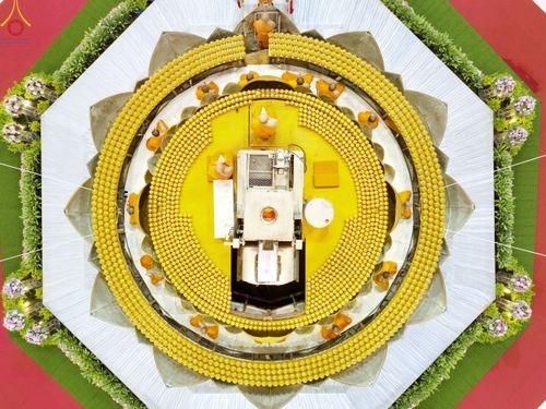 ภาพ No.77784:พิธีหล่อพระบรมพุทธเจ้า ทิศตะวันตก  วันอาทิตย์ที่ 19 มีนาคม พ.ศ. 2566 ณ วัดพระธรรมกาย จ.ปทุมธานี