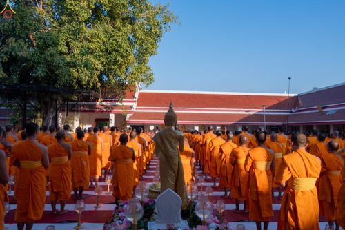 ภาพ No.293860:วันที่ 14 มกราคม พ.ศ. 2569 พิธีจุดประทีปถวายเป็นพุทธบูชา และบูชาธรรมมหาปูชนียาจารย์  ณ วัดสองพี่น้อง ต.ต้นตาล อ.สองพี่น้อง จ.สุพรรณบุรี ในโครงการธรรมยาตรา กตัญญูบูชา มหาปูชนียาจารย์ พระมงคลเทพมุนี(สด จนฺทสโร) พระผู้ปราบมาร อนุสรณ์สถาน 7 แห่ง ปีที่ 14