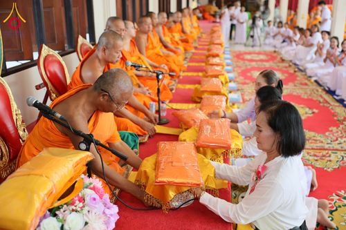 ภาพ No.296544:วันที่ 16 มกราคม พ.ศ. 2569 พิธีทอดผ้าป่าทำนุบำรุงศาสนสถาน ณ วัดสิงห์ ต.บางคูเวียง อ.บางกรวย จ.นนทบุรี อนุสรณ์สถานลำดับที่ 4 สถานที่เกิดด้วยกายธรรม ในโครงการธรรมยาตรา กตัญญูบูชา มหาปูชนียาจารย์ พระมงคลเทพมุนี(สด จนฺทสโร) พระผู้ปราบมาร อนุสรณ์สถาน 7 แห่ง ป