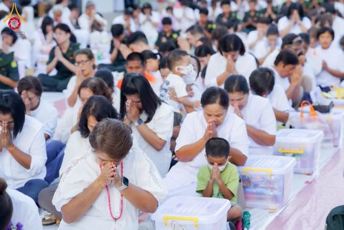 ภาพ No.313899:วันอาทิตย์ที่ 14 มีนาคม พ.ศ. 2569 ทำบุญเมืองหาดใหญ่ตักบาตรพระ 1,109 รูป เติมบุญใหญ่ หลังวิกฤตมหาอุทกภัย ณ ซุ้มประตูไชน่าทาวน์ ถนนศุภสารรังสรรค์ อ.หาดใหญ่ จ.สงขลา