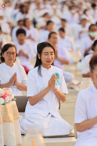 ภาพ No.307475:วันที่ 31 มกราคม พ.ศ. 2569 พิธีจุดประทีปธรรมถวายเป็นพุทธบูชา  และบูชาธรรมมหาปูชนียาจารย์ (ภาพชุดที่ 2) ณ วัดพระธรรมกาย ปทุมธานี ในโครงการธรรมยาตรา กตัญญูบูชา มหาปูชนียาจารย์ พระมงคลเทพมุนี(สด จนฺทสโร) พระผู้ปราบมาร อนุสรณ์สถาน 7 แห่ง ปีที่ 14