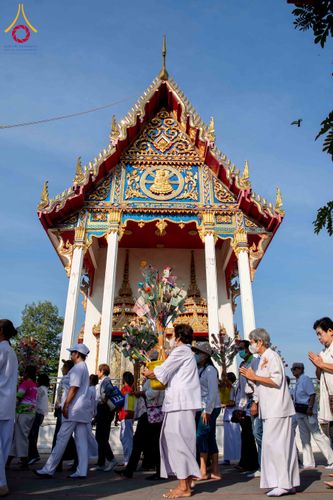 ภาพ No.305103:วันที่ 28 มกราคม พ.ศ. 2569 พิธีทอดผ้าป่าทำนุบำรุงศาสนสถาน ณ วัดเกิดการอุดม อ.คลองหลวง จ.ปทุมธานี ในโครงการธรรมยาตรา กตัญญูบูชา มหาปูชนียาจารย์ พระมงคลเทพมุนี(สด จนฺทสโร) พระผู้ปราบมาร อนุสรณ์สถาน 7 แห่ง ปีที่ 14