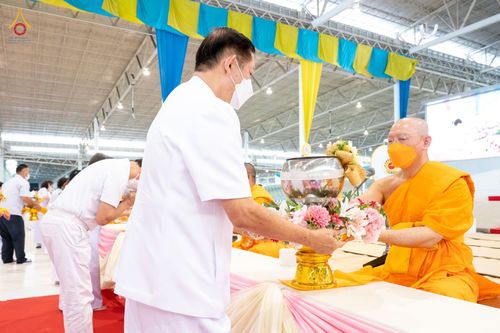 ภาพ No.76641:พิธีถวายโคมมาฆประทีป น้อมถวายเป็นพุทธบูชา แด่คณะพระภิกษุ สามเณร วัดพระธรรมกาย วันที่ 25 กุมภาพันธ์ พ.ศ. 2566