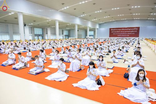 ภาพ No.88269:พิธีทอดผ้าป่าถวายทุนการศึกษาพระภิกษุสามเณรทั่วโลก, มอบโล่ผู้อุปถัมภ์มหาวิทยาลัยฯ ในวันครบรอบสถาปนา 20 ปี มหาวิทยาลัยธรรมกายแคลิฟอร์เนีย (DOU), พิธีถวายมหาสังฆทาน 108 รูป บูชาธรรมมหาปูชนียาจารย์ วันเสาร์ที่ 16 กันยายน พ.ศ. 2566 ณ ห้องแก้วสารพัดนึก1 วัดพระ