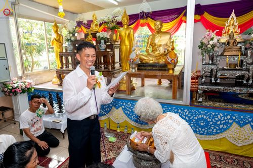 ภาพ No.92542:พิธีทอดกฐินสามัคคีทั่วไทย ณ วัดโบสถ์บน ต.บางคูเวียง อ.บางกรวย จังหวัดนนทบุรี วันเสาร์ที่ 4 พฤศจิกายน พ.ศ. 2566