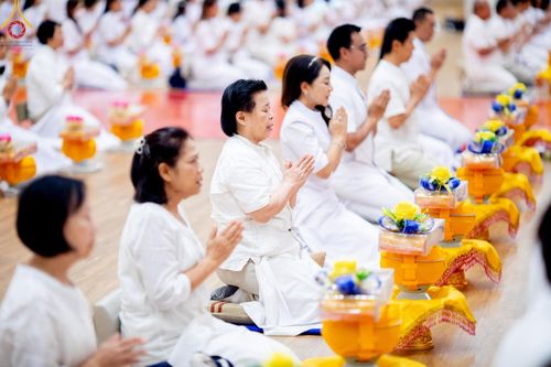 ภาพ No.212722:วันอาทิตย์ที่ 23 มีนาคม พ.ศ. 2568 พิธีร่วมบุญโครงการบรรพชาสามเณร 5,000 รูป ณ ห้องแก้วสารพัดนึก 2 วัดพระธรรมกาย