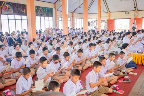 ภาพ No.200382:พิธีทอดผ้าป่าทำนุบำรุงศาสนสถาน ณ วัดผาสุการาม ตำบลบางไทรป่า อำเภอบางเลน จังหวัดนครปฐม ในโครงการธรรมยาตรา กตัญญูบูชา มหาปูชนียาจารย์ พระมงคลเทพมุนี(สด จนฺทสโร) พระผู้ปราบมาร อนุสรณ์สถาน 7 แห่ง ปีที่ 13 วันที่ 22 มกราคม พ.ศ. 2568