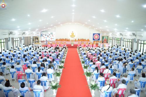 ภาพ No.261575:วันที่ 17-18 ตุลาคม พ.ศ. 2568 พิธีเจริญพระพุทธมนต์คณะสงฆ์ 108 กลั่นแผ่นดินองค์พระเจดีย์สระบุรี สมโภชองค์กฐิน และพิธีทอดกฐิน ณ ศูนย์ปฏิบัติธรรมสระบุรี ในโครงการกฐินสามัคคีทั่วไทย 30,000 วัด บูชาธรรม 81 ปี หลวงพ่อธัมมชโย โดยคณะศิษยานุศิษย์วัดพระธรรมกาย