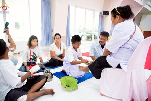 ภาพ No.213785:วันเสาร์ที่ 29 มีนาคม พ.ศ. 2568 พิธีตัดปอยผม ขอขมาผู้ปกครอง มอบบาตร-ผ้าไตร และพิธีบรรพชาสามเณร ณ ศูนย์ปฏิบัติธรรมจังหวัดระยอง (บ้านช่องลม) ต.บางบุตร อ.บ้านค่าย จ.ระยอง