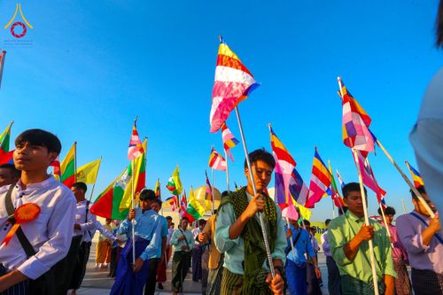 ภาพ No.178198:พิธีทอดผ้าป่าไทย-เมียนมา ครั้งที่ 7 วันอาทิตย์ที่ 1 ธันวาคม พ.ศ.2567 ณ สภาธรรมกายสากล  พระมหาธรรมกายเจดีย์ วัดพระธรรมกาย จ.ปทุมธานี