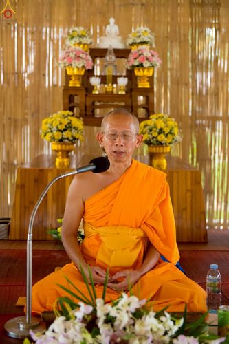 ภาพ No.263193:วันที่ 18 ตุลาคม พ.ศ. 2568 พิธีทอดกฐินสามัคคีเพื่อซื้อที่ดิน  สร้างอาคารครัวและโรงอาหาร  ห้องน้ำพร้อมโรงซักตากชาย-หญิง  และพิธีทอดกฐินสามัคคีทั่วไทย 30,000 วัด  ศูนย์ปฏิบัติธรรมนานาชาติทุ่งแสงธรรม  (Moonastery Meditation Center) ต.แสงอรุณ อ.ทับสะแก จ.ประ