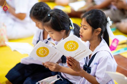 ภาพ No.198997:พิธีทอดผ้าป่าทำนุบำรุงศาสนสถาน ณ วัดบางปลา ตำบลบางปลา อำเภอบางเลน จังหวัดนครปฐม ในโครงการธรรมยาตรา กตัญญูบูชา มหาปูชนียาจารย์ พระมงคลเทพมุนี(สด จนฺทสโร) พระผู้ปราบมาร อนุสรณ์สถาน 7 แห่ง ปีที่ 13 วันที่ 21 มกราคม พ.ศ. 2568