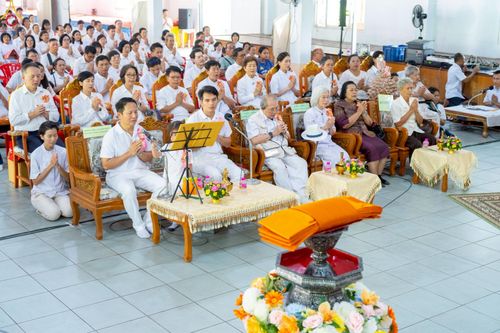 ภาพ No.286061:วันที่ 11 ตุลาคม พ.ศ. 2568 พิธีทอดกฐินสามัคคีทั่วไทย 30,000 วัด โดยคณะศิษยานุศิษย์ บูชาธรรม 81 ปี หลวงพ่อธัมมชโย ณ วัดโบสถ์บน ต.บางคูเวียง อ.บางกรวย จ.นนทบุรี