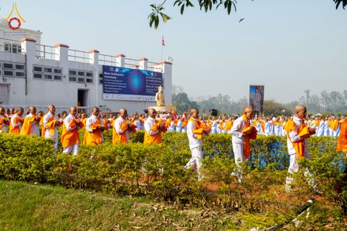 ภาพ No.209988:วันอังคารที่ 4 มีนาคม พ.ศ. 2568 พิธีบรรพชาสามเณรเนปาล 500 รูป ณ ลุมพินี ประเทศเนปาล