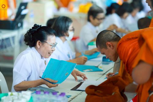 ภาพ No.235936:วันที่ 3 สิงหาคม พ.ศ. 2568 ภาพบรรยากาศ การต้อนรับปฎิสันถาร ของคณะสงฆ์ ในวันสมาธิโลก พิธีถวายมหาสังฆทาน 2,000 กว่าวัด ณ วัดพระธรรมกาย