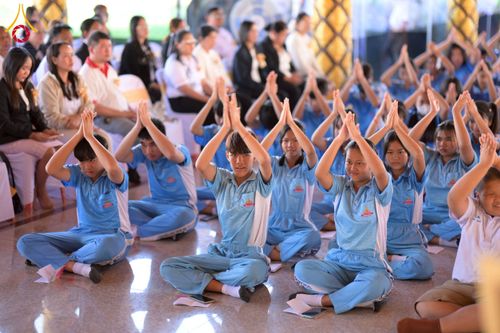 ภาพ No.274864:วันที่ 28 พฤศจิกายน พ.ศ. 2568 รวมพลังเด็กดี V-Star ผู้นำฟื้นฟูศีลธรรมโลก ประจำปี 2568 จังหวัดอุบลราชธานี ณ วัดป่าอุบลแก้ว อ.วารินชำราบ จ.อุบลราชธานี