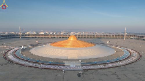 ภาพ No.180541:พิธีบรรพชาอุปสมบท โครงการอุปสมบทบูชาธรรมมหาปูชนียาจารย์ ประจำปีพุทธศักราช 2567 วันเสาร์ที่ 7 ธันวาคมพ.ศ. 2567 ณ วัดพระธรรมกาย จ.ปทุมธานี