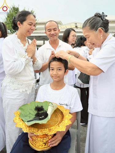 ภาพ No.213662:วันอาทิตย์ที่ 30 มีนาคม พ.ศ. 2568 พิธีตัดปอยผม โครงการหน่อแก้วเปรียญธรรม รุ่นที่ 13 ณ ค่ายจองแชมป์ หมู่กุฏิสามเณรเปรียญธรรม วัดพระธรรมกาย