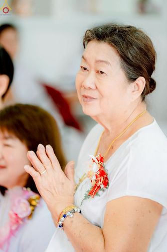 ภาพ No.266832:วันที่ 5 พฤศจิกายน พ.ศ. 2568 พิธีทอดกฐิน ณ อนุสรณ์สถานพระมงคลเทพมุนี  (สด จนฺทสโร) ผู้ค้นพบวิชชาธรรมกาย สถานที่ตั้งมโนปณิธานบวชตลอดชีวิต คลองบางนางแท่น ต.หอมเกร็ด อ.สามพราน จ.นครปฐม