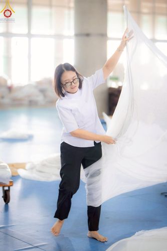 ภาพ No.218269:วันที่ 12-18 เมษายน พ.ศ. 2568 พระภิกษุและเจ้าหน้าที่อาสาสมัคร เตรียมพื้นที่ต้อนรับพักค้างพระสังฆาธิการ เนื่องในงานวันคุ้มครองโลก 22 เมษายน พ.ศ. 2568