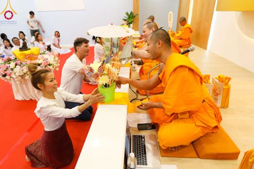 ภาพ No.95654:พิธีทอดกฐินสามัคคี เพื่อสถาปนาวัดพุทธเคปทาวน์ ประเทศสาธารณรัฐแอฟริกาใต้ วันอาทิตย์ที่ 19 พฤศจิกายน พ.ศ. 2566