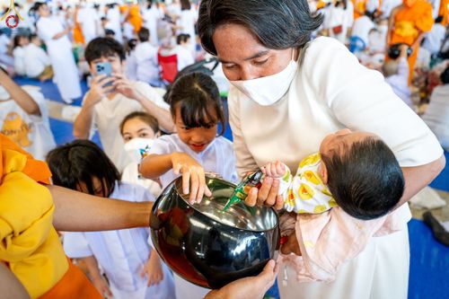 ภาพ No.86841:พิธีตักบาตร , พิธีบูชาข้าวพระ , พิธีจุดเทียนใจ ไฟนิรันดร์ อนันตชัย ในวันอาทิตย์ต้นเดือน 3 กันยายน พ.ศ. 2566 ณ วัดพระธรรมกาย