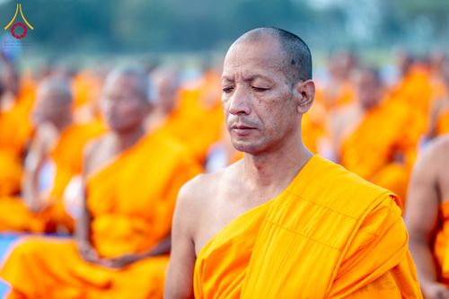 ภาพ No.132346:พิธีจุดโคมประทีปถวายเป็นพุทธบูชา ในโครงการบรรพชา 1,250 รูป ณ แดนประสูติ สวนลุมพินี ประเทศเนปาล วันที่ 17 มีนาคม พ.ศ. 2567