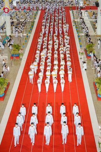 ภาพ No.134306:พิธีทอดผ้าป่าสมทบ มหาสังฆทาน 10,000 วัด ทั่วไทย วันอาทิตย์ต้นเดือนที่ 7 เมษายน พ.ศ.2567 ณ ห้องแก้วสารพัดนึก 1 สภาธรรมกายสากล  วัดพระธรรมกาย จ.ปทุมธานี