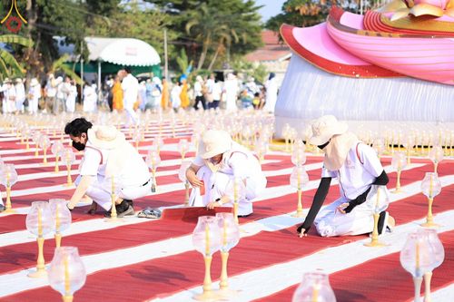 ภาพ No.112454:V.11 สามารถ การเตรียมงาน เก็บงาน การรับบุญของเจ้าหน้าที่หน่วยงานต่างๆ เพื่อโครงการธรรมยาตรา กตัญญูบูชา มหาปูชนียาจารย์ พระมงคลเทพมุนี (สด จนฺทสโร) พระผู้ปราบมาร อนุสรณ์สถาน 7 แห่ง ปีที่ 12 ระหว่างวันที่ 2 - 31 มกราคม พ.ศ.2567