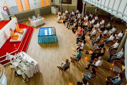 ภาพ No.232669:วันเสาร์ที่ 5 กรกฎาคม พ.ศ. 2568 Candlelight meditation & Vigil พิธีจุดเทียนให้สว่าง สู่ทางสงบ ณ วัดพระธรรมกายนอร์ธสวีเดน