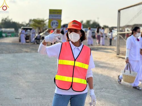 ภาพ No.116954:V.16 เป็นทีม การเตรียมงาน เก็บงาน การรับบุญของเจ้าหน้าที่หน่วยงานต่างๆ เพื่อโครงการธรรมยาตรา กตัญญูบูชามหาปูชนียาจารย์ พระมงคลเทพมุนี (สด จนฺทสโร) พระผู้ปราบมาร อนุสรณ์สถาน 7 แห่ง ปีที่ 12 ระหว่างวันที่ 2 - 31 มกราคม พ.ศ. 2567