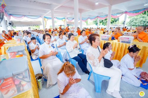 ภาพ No.236493:วันพุธที่ 30 กรกฏาคม  พ.ศ. 2568 พิธีถวายมหาสังฆทาน 81 วัด 81 ปี หลวงพ่อธัมชโย ครั้งที่ 2  ณ ศูนย์ปฏิบัติธรรมสวนผึ้ง ต.ท่าเคย อ.สวนผึ้ง จ.ราชบุรี