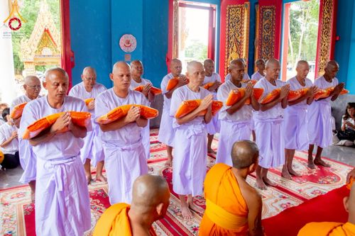 ภาพ No.276369:วันศุกร์ที่ 5 ธันวาคม 2568 (วันพ่อแห่งชาติ) พิธีบรรพชาอุปสมบทหมู่ธรรมทายาท จำนวน 14 รูป โครงการบรรพชาอุปสมบทหมู่ รุ่นบูชาธรรมมหาปูชนียาจารย์ ประจำปี 2568  ณ ศูนย์อบรมเยาวชนบางปะหัน จังหวัดพระนครศรีอยุธยา