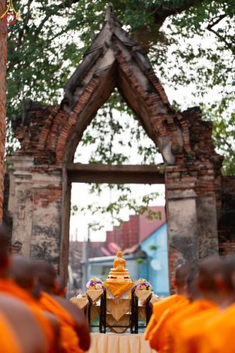 ภาพ No.138528:พิธีตักบาตร วัดราชบูรณะ จ.พระนครศรีอยุธยา วันที่ 25 พฤษภาคม พ.ศ.2567