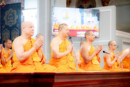 ภาพ No.271392:วันอาทิตย์ที่ 26 ตุลาคม พ.ศ. 2568 พิธีทอดกฐินสามัคคีวัดพระธรรมกายเนเธอร์แลนด์ กฐินเพื่อปฏิสังขรณ์ผนังรอบโบสถ์ อายุกว่า 135 ปี