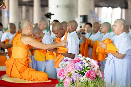 ภาพ No.134154:พิธีบรรพชาสามเณร โครงการบรรพชาสามเณร ฟื้นฟูพระพุทธศาสนาทั่วไทย ศูนย์อบรมวัดพระธรรมกาย วันเสาร์ที่ 6 เมษายน พ.ศ. 2567
