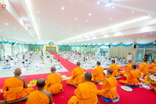 ภาพ No.260203:วันอาทิตย์ที่ 19 ตุลาคม พ.ศ. 2568 พิธีทอดกฐินสามัคคี  ณ ศูนย์ปฏิบัติธรรมและศูนย์อบรมเยาวชนเพชรบุรี  ต.ท่าแลง อ.ท่ายาง จ.เพชรบุรี