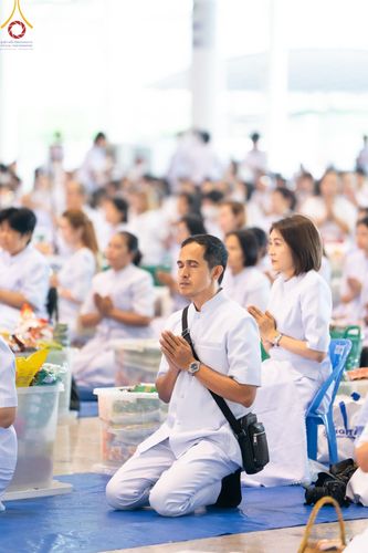 ภาพ No.137170:พิธีตักบาตร และปฏิบัติธรรม ในวันวิสาขบูชา วันพุธที่ 22 พฤษภาคม พ.ศ. 2567 ( วันพระขึ้น15 ค่ำ เดือน 6 ) ณ วัดพระธรรมกาย จ.ปทุมธานี