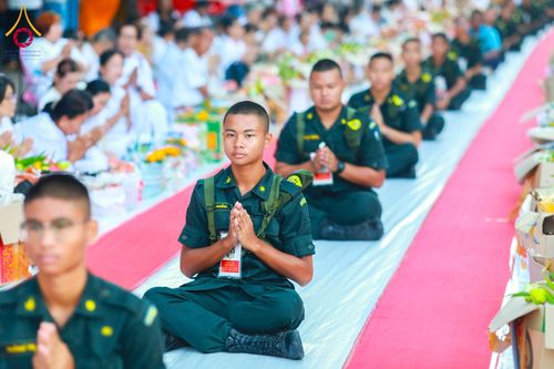 ภาพ No.147868:มหาสังฆทานครั้งยิ่งใหญ่ ตักบาตรพระ 10,000 รูป คณะสงฆ์ 4 ประเทศ 14 จังหวัดภาคใต้ วันอาทิตย์ที่ 11 สิงหาคม พ.ศ. 2567 ณ นิพัทธ์อุทิศ 3 ใจกลางนครหาดใหญ่ จ.สงขลา