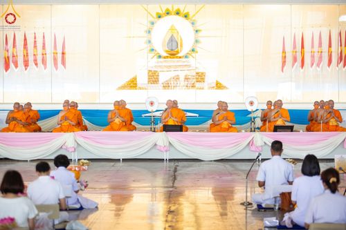 ภาพ No.131592:พิธีร่วมบุญบรรพชาสามเณร 5,000 รูป ณ บ้านแก้วเรือนทองคุณยาย สภาธรรมกายสากล วัดพระธรรมกาย วันเสาร์ที่ 23 มีนาคม พ.ศ. 2567